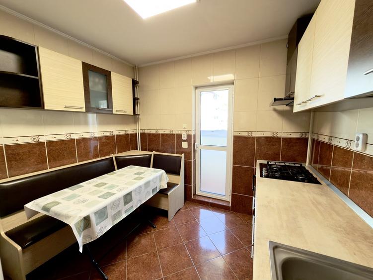 Apartament cu 2 camere decomandat, mobilat în Aviației