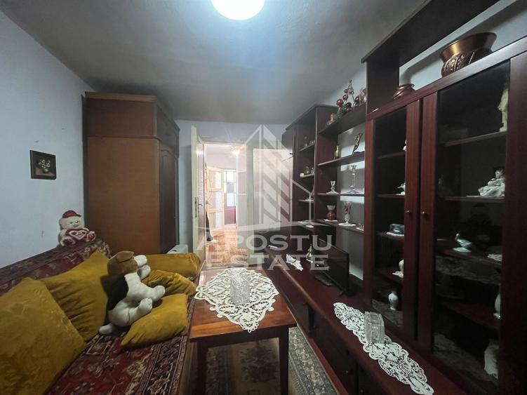 Garsonieră semidecomandată în Central