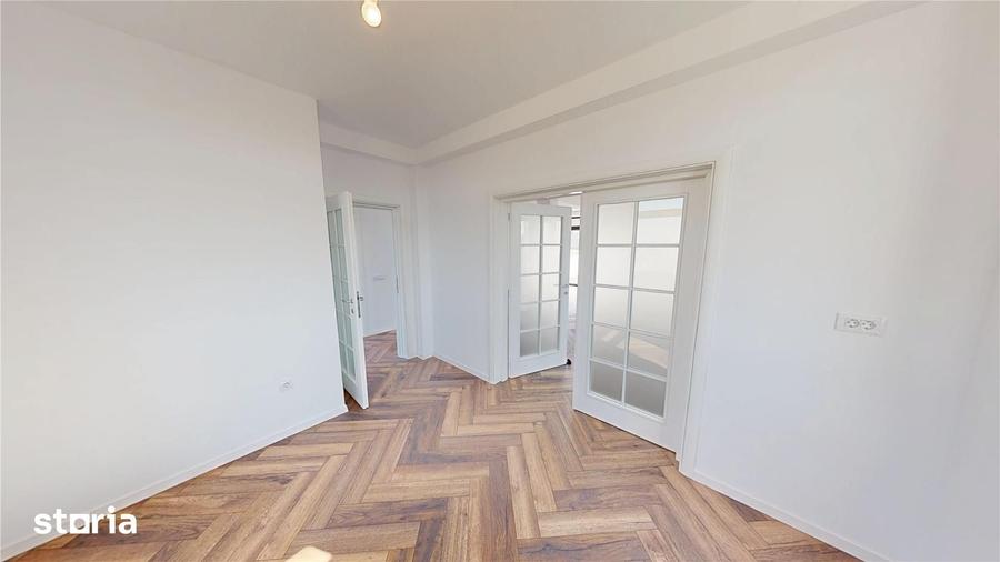 Casă cu 4 camere cu Teren 465 Mp în Bârnova