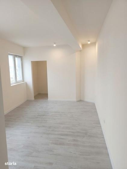 Casă cu 4 camere cu Teren 242 Mp în Central