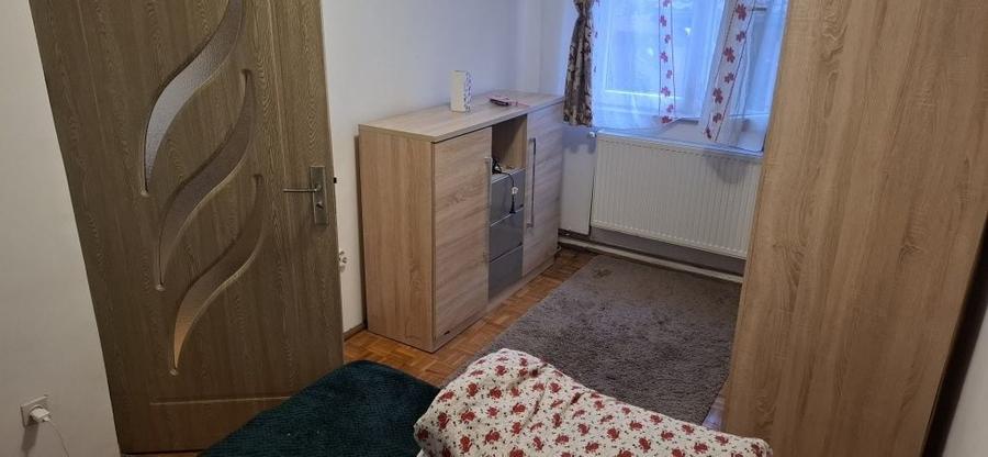 Apartament cu 2 camere semidecomandat în Cedonia