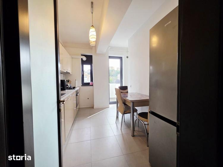 Apartament cu 3 camere în Craiovei