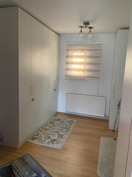 Apartament cu 3 camere decomandat, mobilat în Central