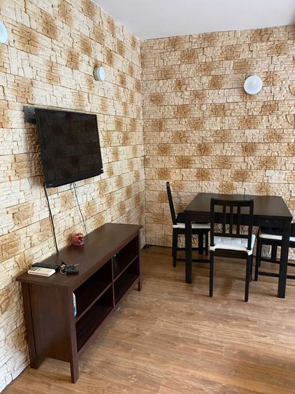 Apartament cu 3 camere decomandat în Dacia