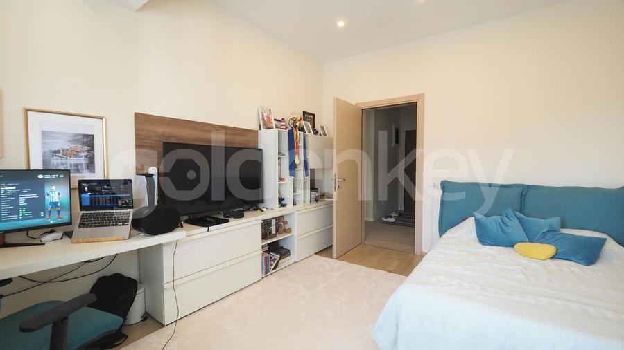 Apartament cu 4 camere decomandat, mobilat în Herăstrău