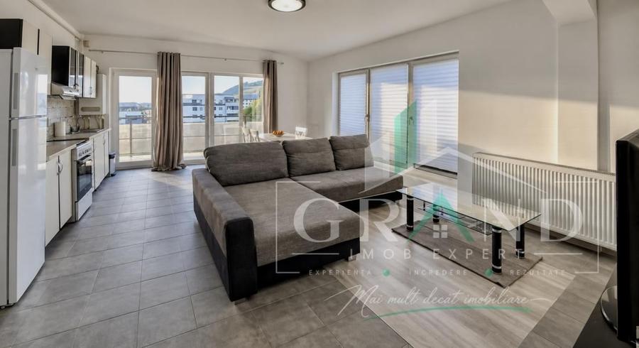 Apartament cu 2 camere semidecomandat, mobilat în Florești