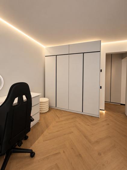 Apartament cu 3 camere decomandat, mobilat în Berceni