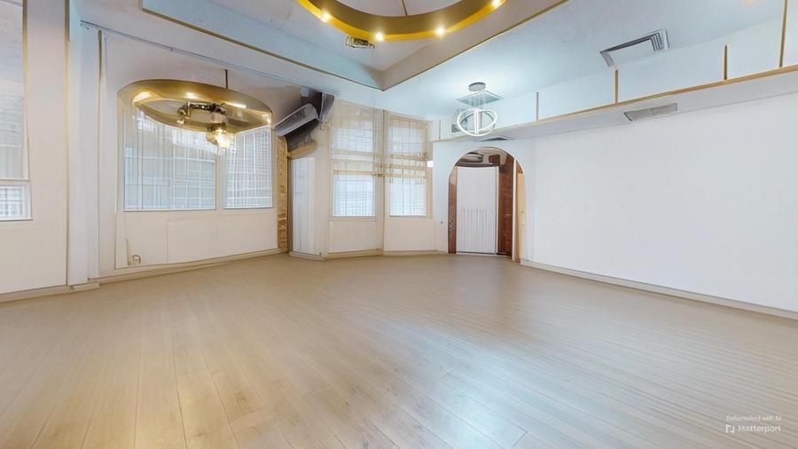 Spațiu comercial, de 507 mp, în Arcul de Triumf