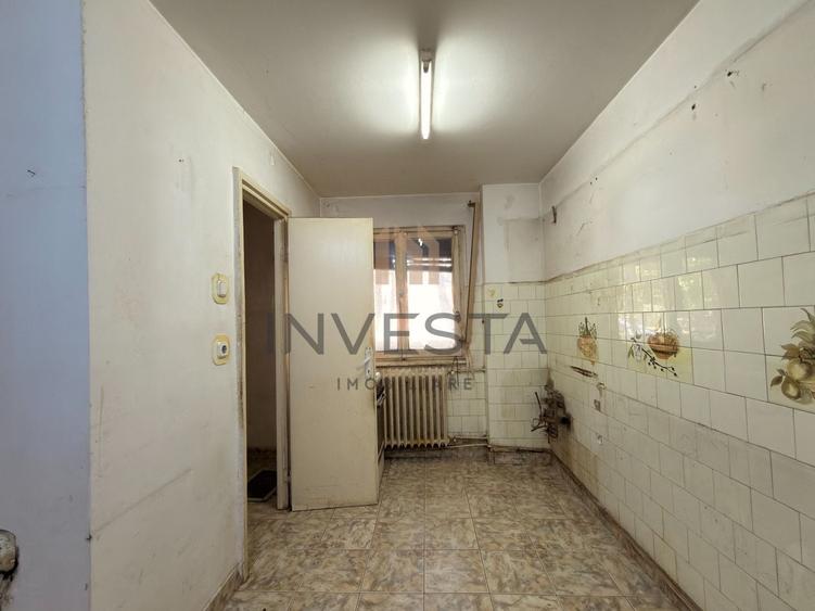 Apartament cu 3 camere semidecomandat în Gheorgheni