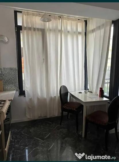 Garsonieră decomandată în Exterior Vest