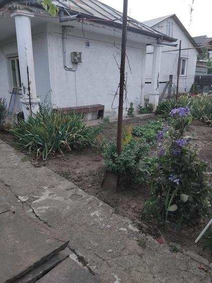 Casă cu 3 camere în Central
