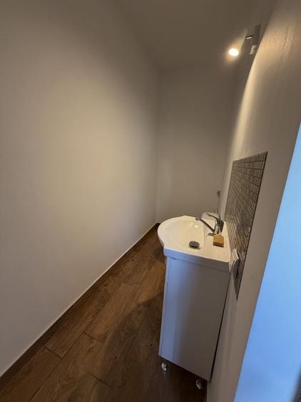 Casa de inchiriat, langa Primarie, ideal pentru firma, clinica sau birou - 3