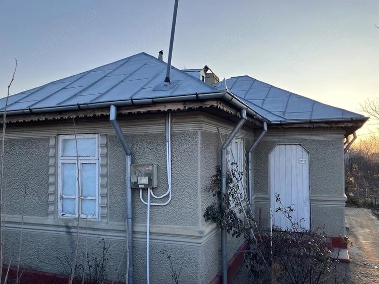 Casă cu 4 camere în Săgeata