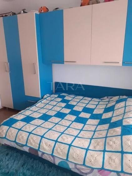 Apartament cu 3 camere decomandat, mobilat în Florești