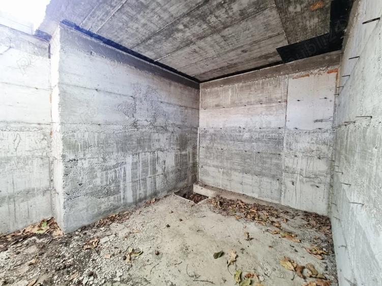 Casă cu 3 camere cu Teren 500 Mp în Central