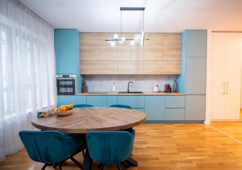 Apartament cu 3 camere, mobilat în 1 Mai