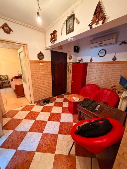 Apartament cu 3 camere în Berceni