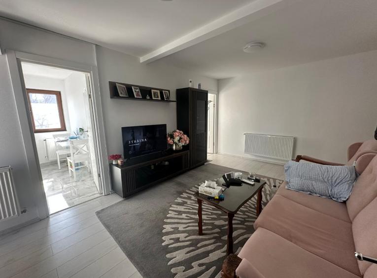 Apartament cu 2 camere semidecomandat în Bucureștii Noi