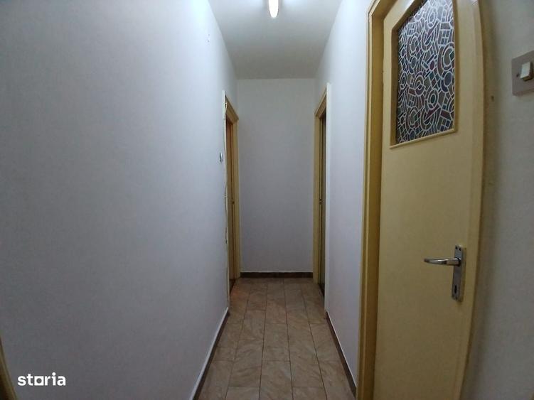 Apartament cu 3 camere în Crângași