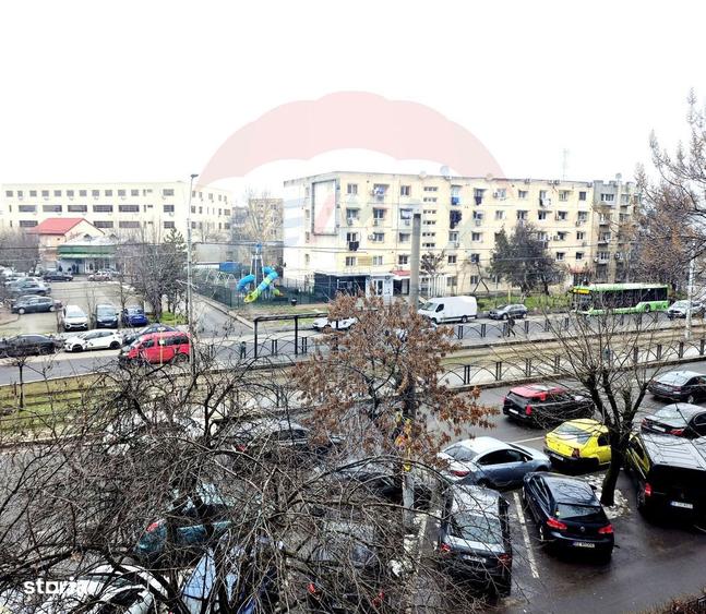 Apartament cu 3 camere decomandat în Drumul Taberei