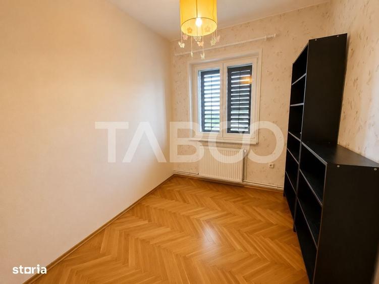 Apartament cu 3 camere decomandat în Paltin