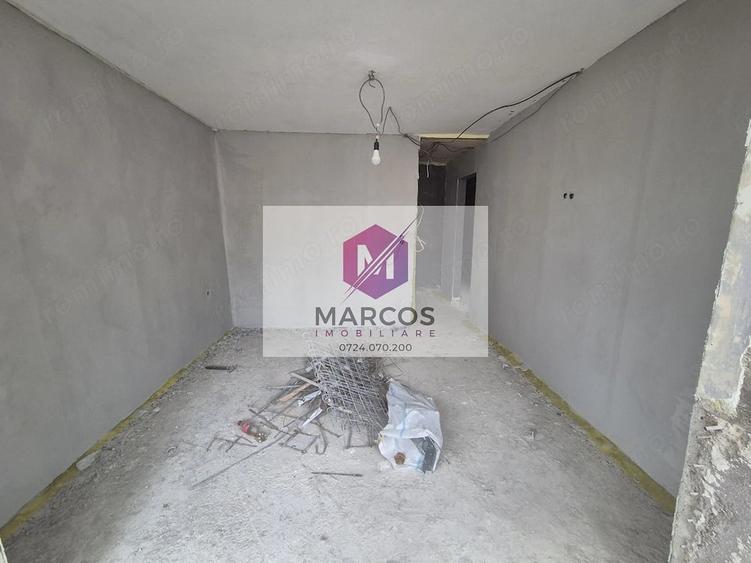 Apartament cu 3 camere decomandat în Cuptoare (Reșița)
