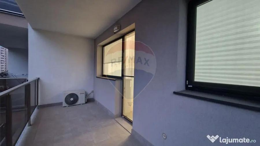 Apartament cu 3 camere decomandat în Theodor Pallady