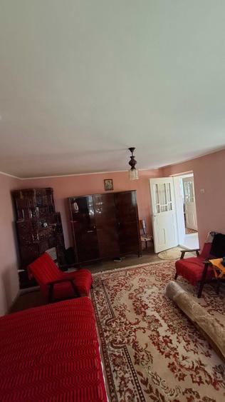 Casă cu 3 camere în Morărești