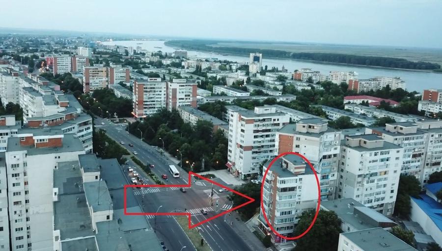 Apartament cu 2 camere decomandat în Central