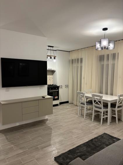Apartament cu 2 camere semidecomandat în Central