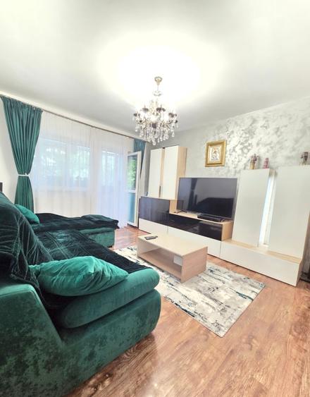Apartament cu 3 camere decomandat în Gării