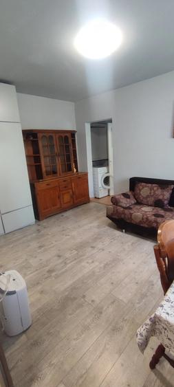 Apartament cu 2 camere nedecomandat în Central