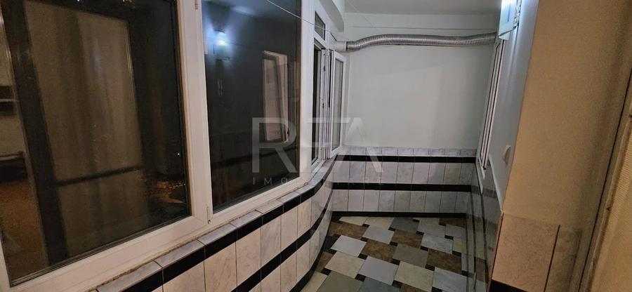 Apartament cu 2 camere semidecomandat, mobilat în Titan