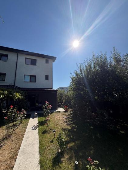 Casă cu 4 camere în Valea Lupului