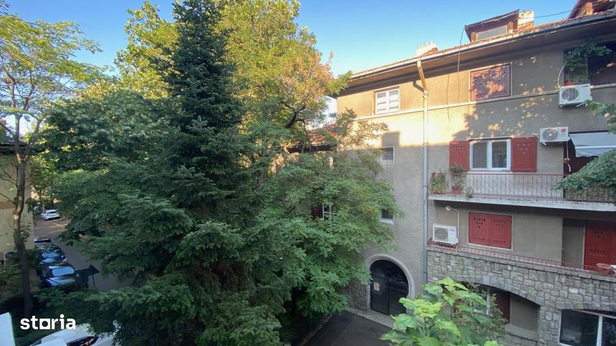 Apartament cu 2 camere semidecomandat în Grivița