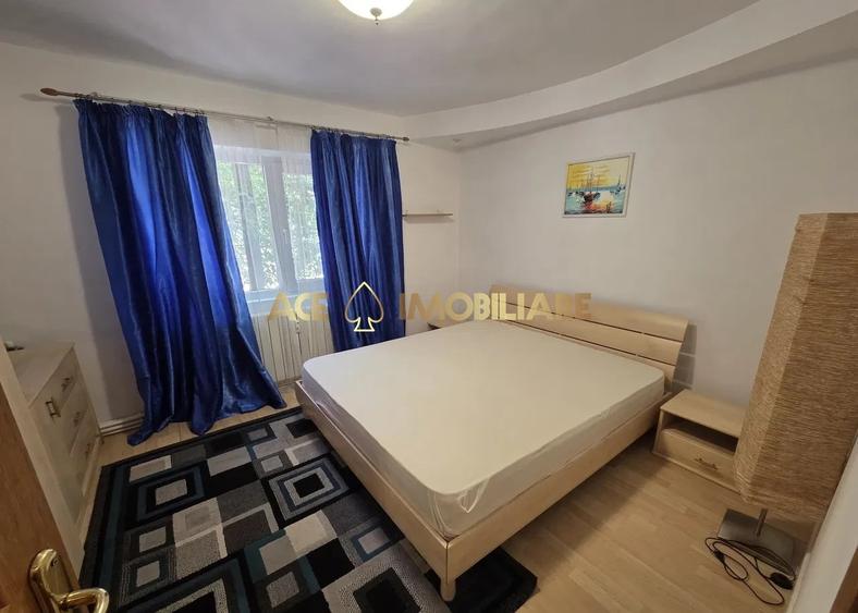 Apartament cu 2 camere decomandat, mobilat în Tei