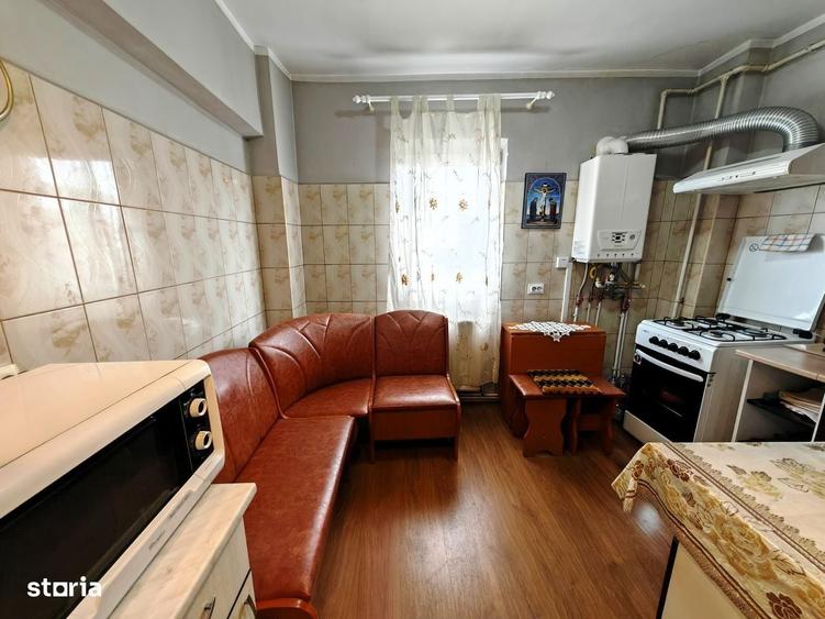 2 camere, la cheie, Republicii - 8