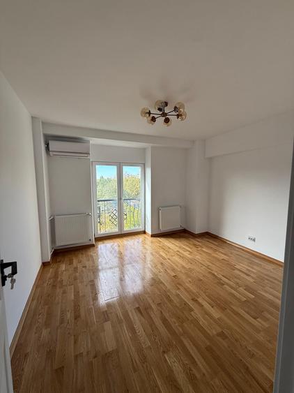 Apartament cu 3 camere decomandat în Timpuri Noi