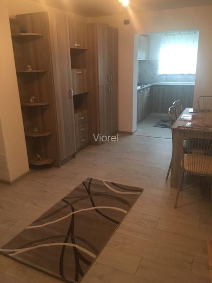 Ofer spre inchiriere apt.doua camere ,zona nord