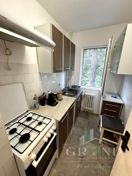 Apartament cu 2 camere semidecomandat, mobilat în Mănăștur