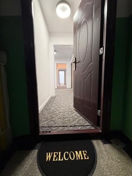Apartament cu 3 camere decomandat în Liteni