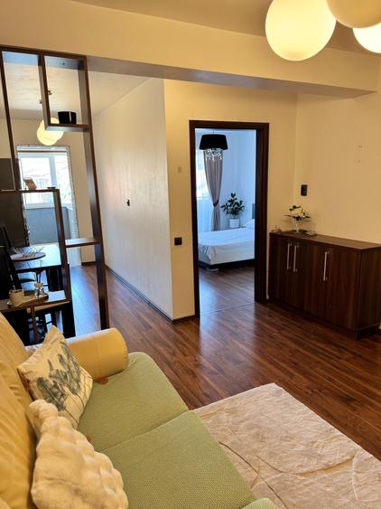 Apartament cu 2 camere decomandat în Florești