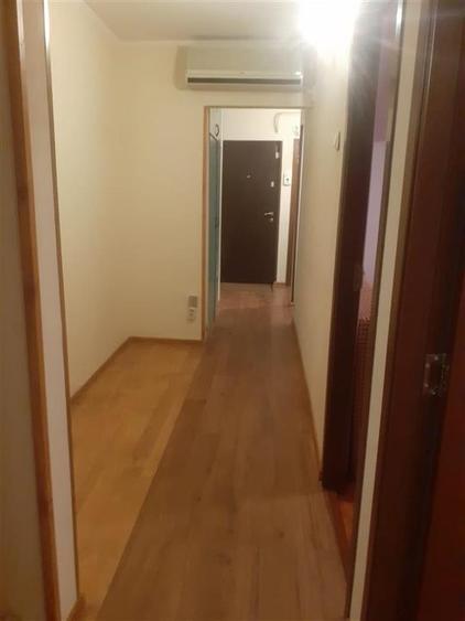 Apartament cu 3 camere decomandat în Dorobanți