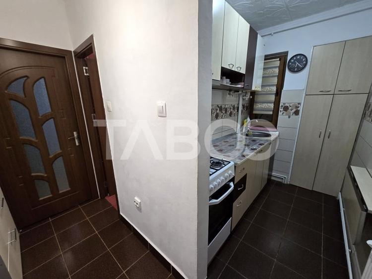 Apartament cu 2 camere nedecomandat, mobilat în Mihai Viteazul