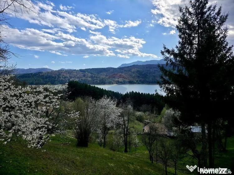 Teren de 711 mp, în Hangu