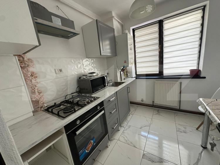 Apartament cu 2 camere decomandat în Ultracentral