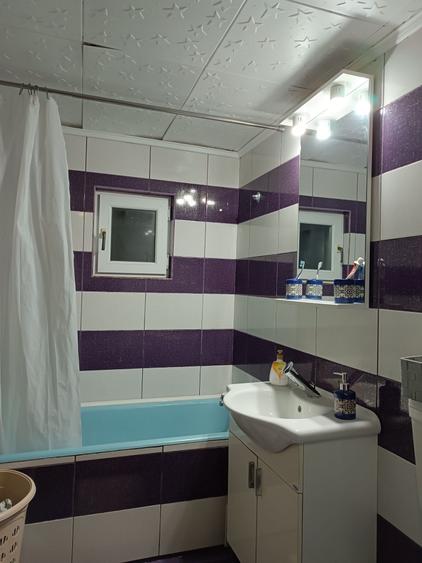 Apartament cu 2 camere decomandat în Berca