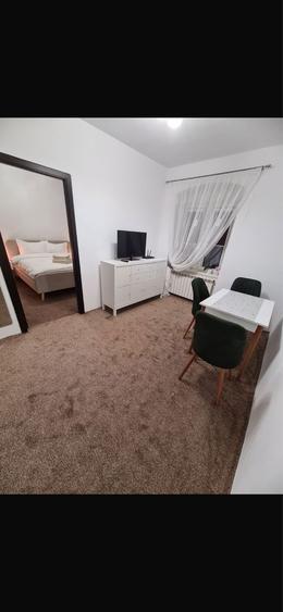 Apartament cu 2 camere nedecomandat în Central