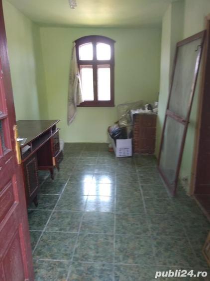 Casă cu 3 camere cu Teren 3052 Mp în Crivobara