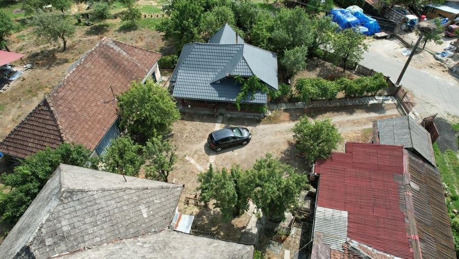 Casă cu 2 camere în Ocoliș